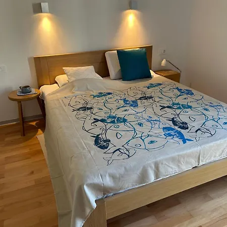 Signature - Sea View, Nearby Hospital, 90m2
