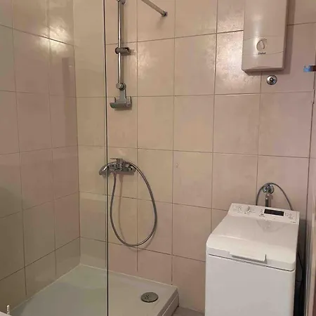 Signature - Sea View, Nearby Hospital, 90m2 Apartman