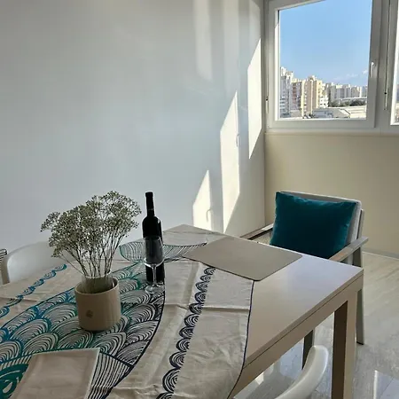 Signature - Sea View, Nearby Hospital, 90m2 Split