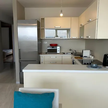 Apartman Signature - Sea View, Nearby Hospital, 90m2 Split