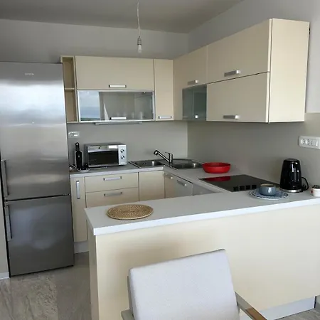 Signature - Sea View, Nearby Hospital, 90m2 Apartman Split