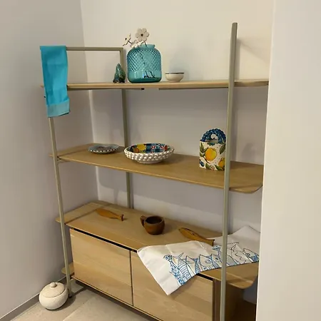 Signature - Sea View, Nearby Hospital, 90m2 Appartamento